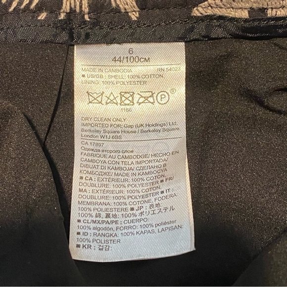 Banana Republic Stylish Black and Beige Patterned Shorts Sketchy Flower size 6 - Picture 6 of 10